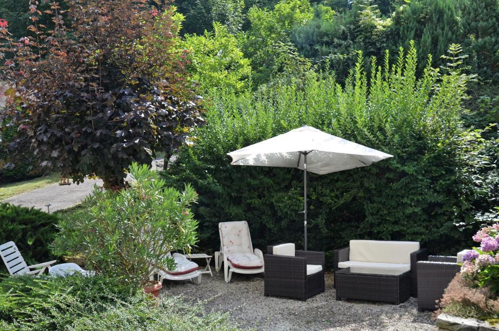 Hôtel et Studios d'Orfeuil Bourbonne-les-Bains Zimmer foto