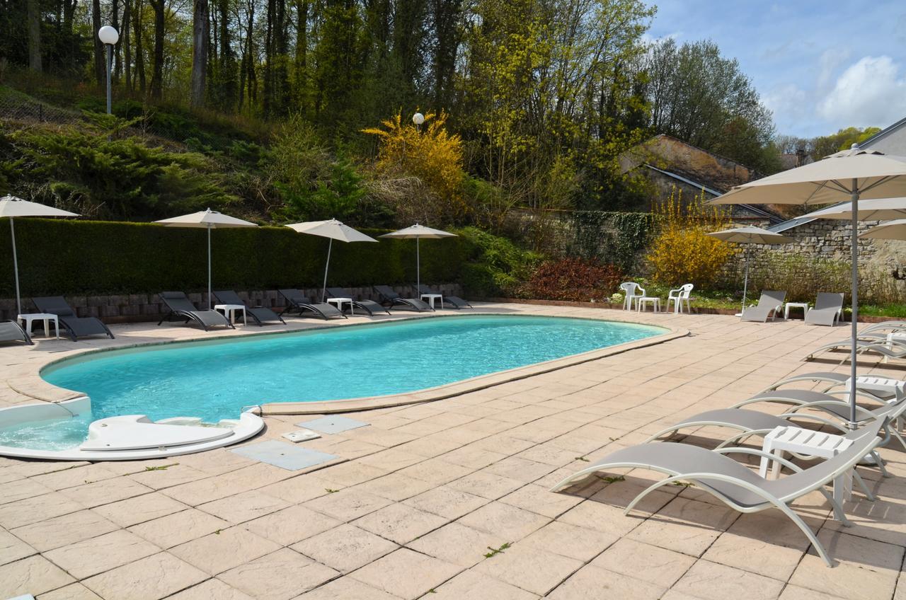 Hôtel et Studios d'Orfeuil Bourbonne-les-Bains Exterior foto