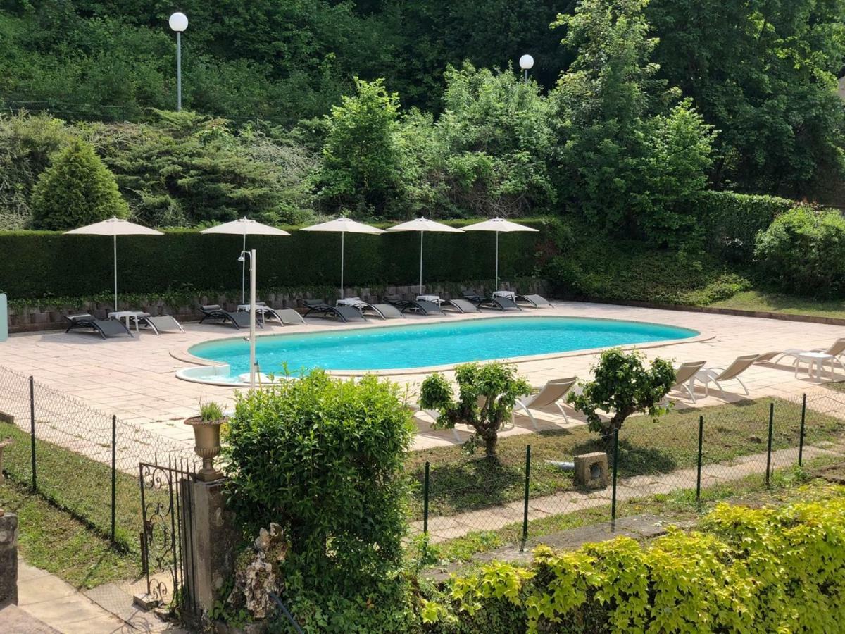 Hôtel et Studios d'Orfeuil Bourbonne-les-Bains Exterior foto
